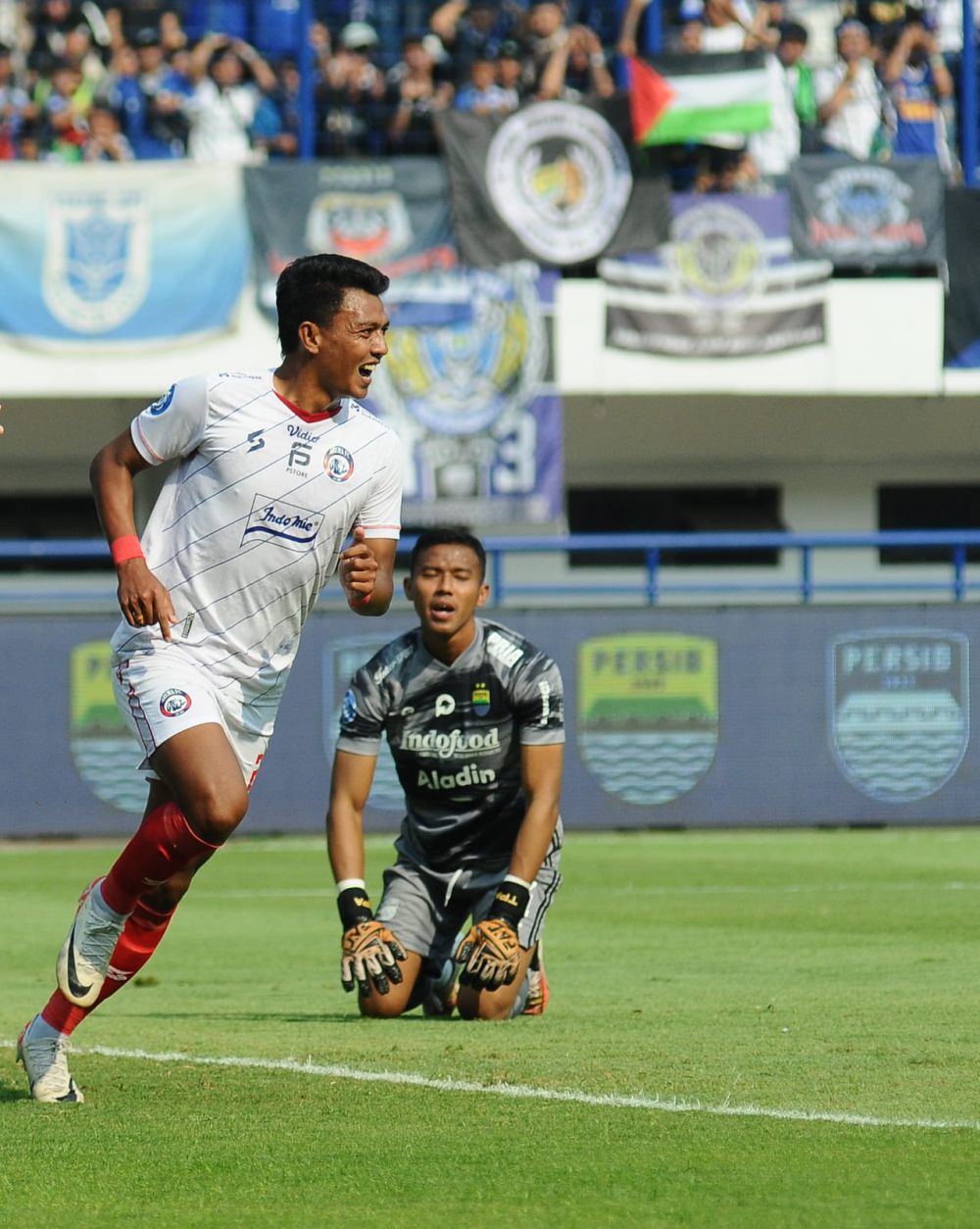 Tahan Imbang Persib, Fernando Valente Puji Perjuangan Anak Asuhnya