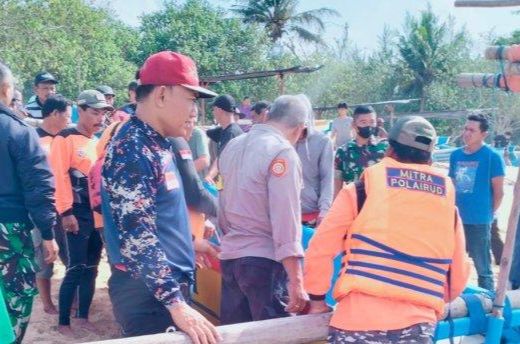 Seorang Pemancing Tewas Terseret Arus Ombak di Pantai Malang 