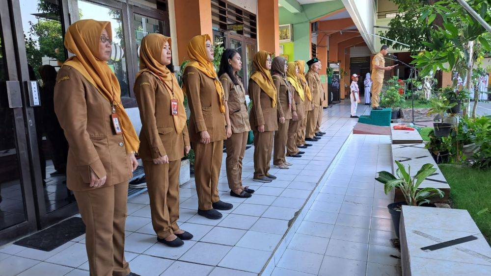 Gaji Guru PNS Terbaru 2024 Golongan I-IV Dan Tunjangan