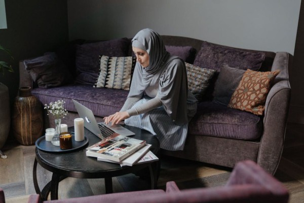 8 Hal yang Harus Disiapkan untuk Umrah Mandiri, Backpacker ke Arab
