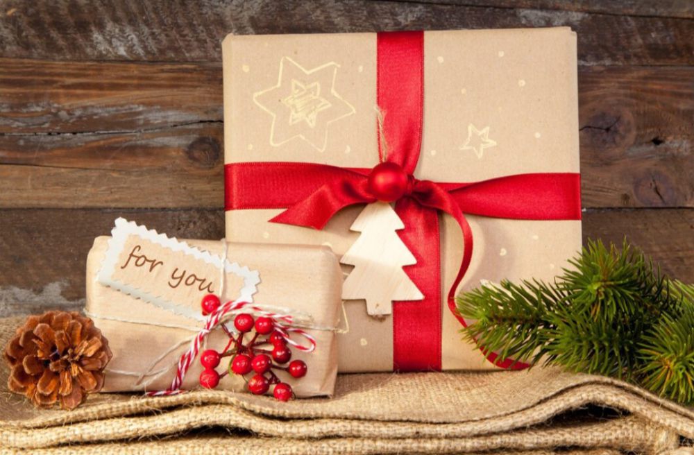 4 Tips Membeli Kado Natal yang Bikin Natalmu Makin Bermakna
