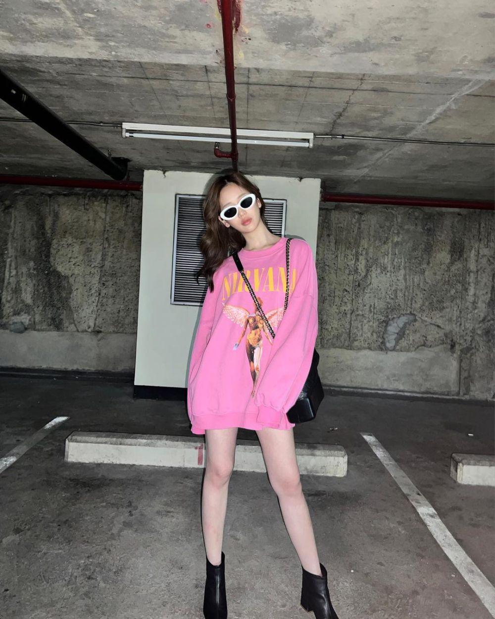 10 Ide OOTD Nuansa Pink ala Jane Ramida, Manis dan Girly Abis!