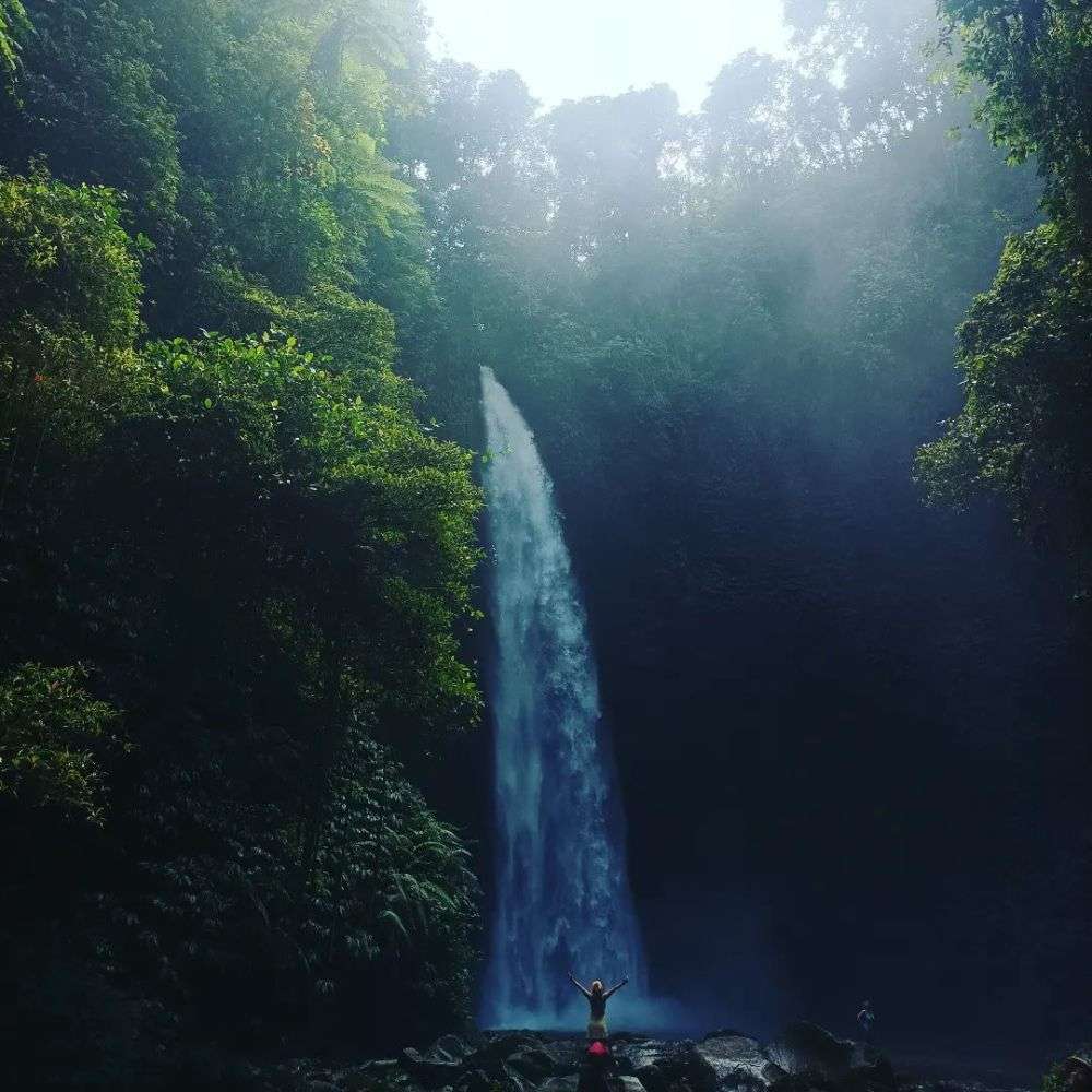 Nungnung Waterfall высота