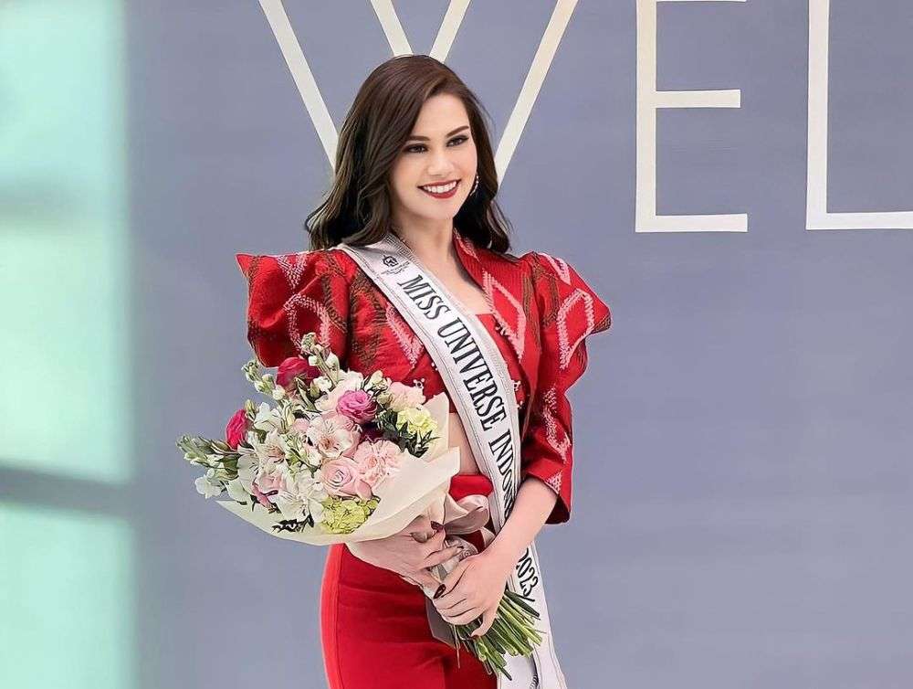 7 Potret Arrival Look Finalis Miss Universe 2023