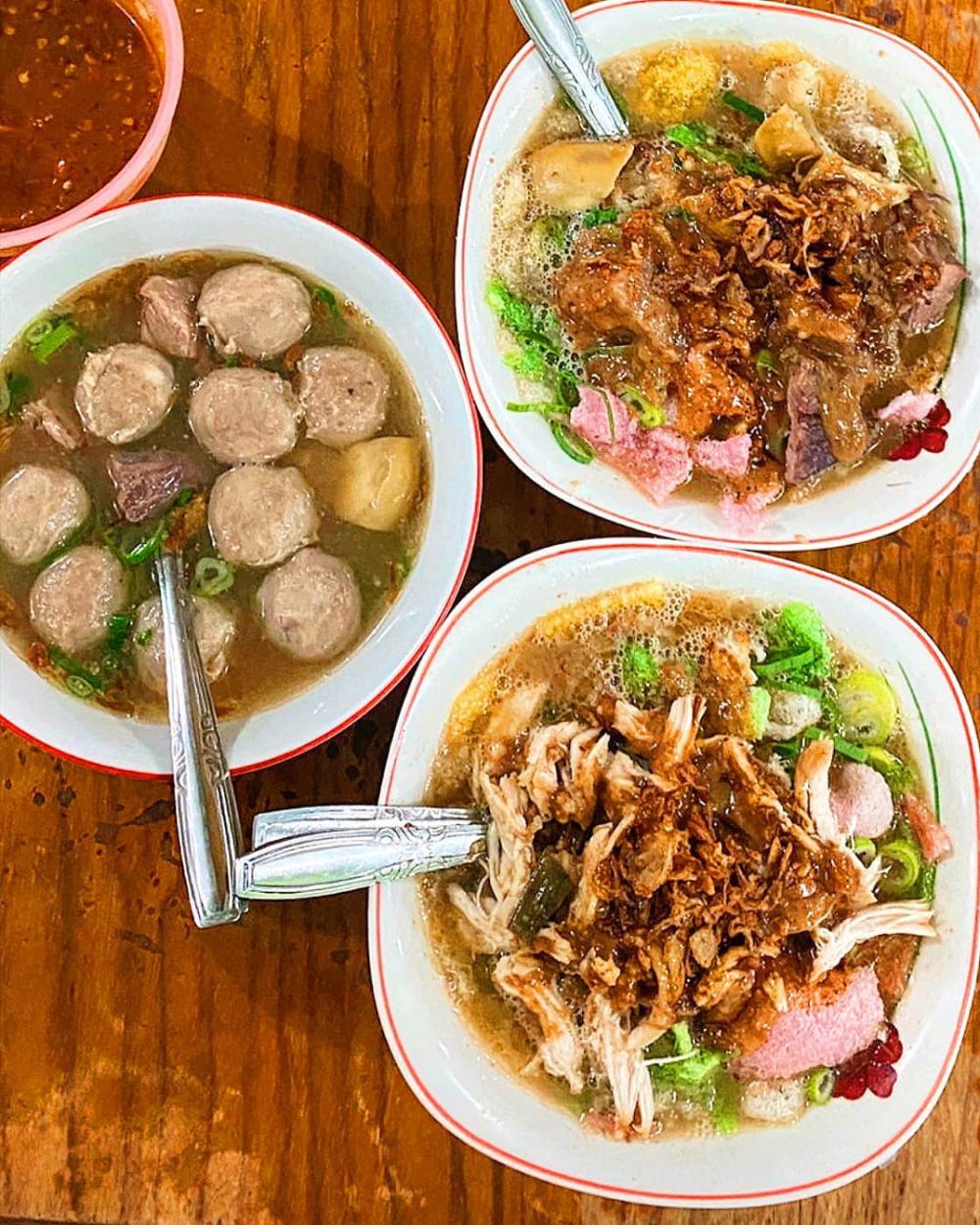 6 Rekomendasi Bakso Enak di Purwokerto