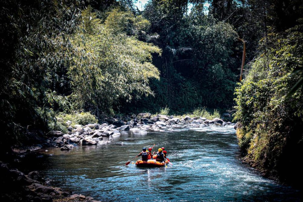 5 Informasi Rafting di Sungai Comal Pemalang, Cocok untuk Liburan!