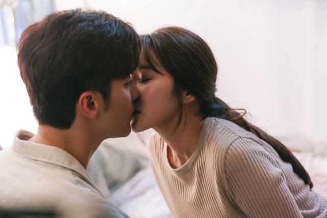 Jung Yoo In Ungkap Fakta di Balik Adegan Ciuman dengan Sung Hoon