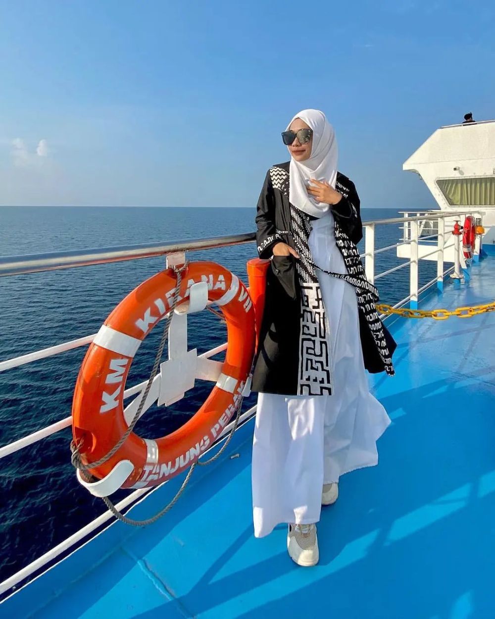 7 Outfit MC Style Hijab Stunning dan Elegan, Bikin Lebih Percaya Diri!