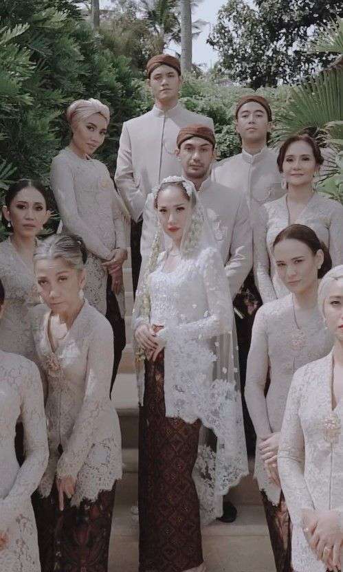 7 Momen Tiko Dan BCL Sungkem Ke Ortu Ashraf Saat Akad Nikah