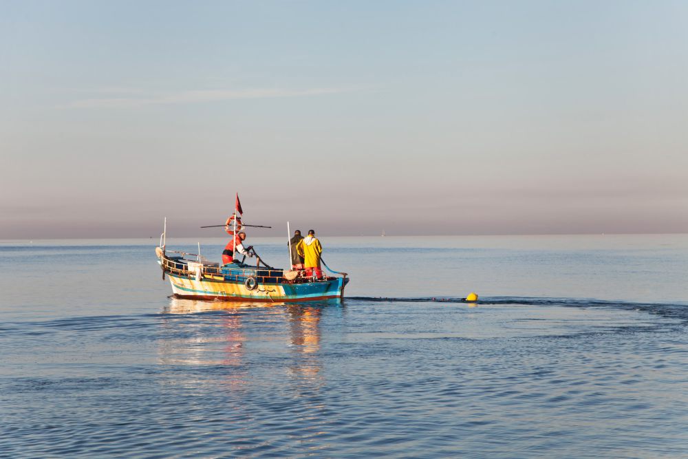 Nelayan di Bima Temukan Mayat Pria Tanpa Identitas Mengapung di Laut