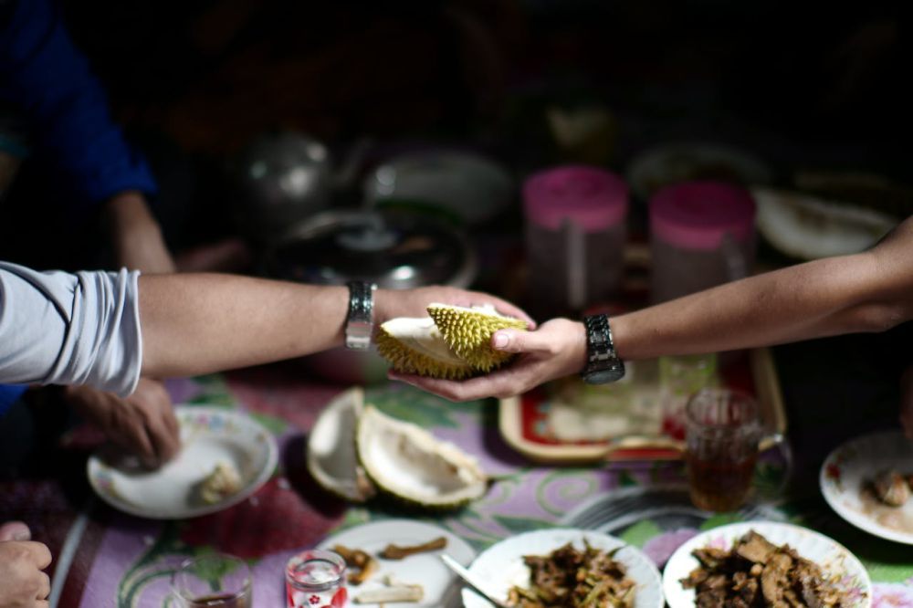 Makan Durian Menyebabkan Kolesterol Naik, Mitos atau Fakta?