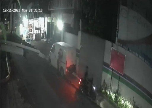 Ambulans di Malang jadi Korban Vandalisme