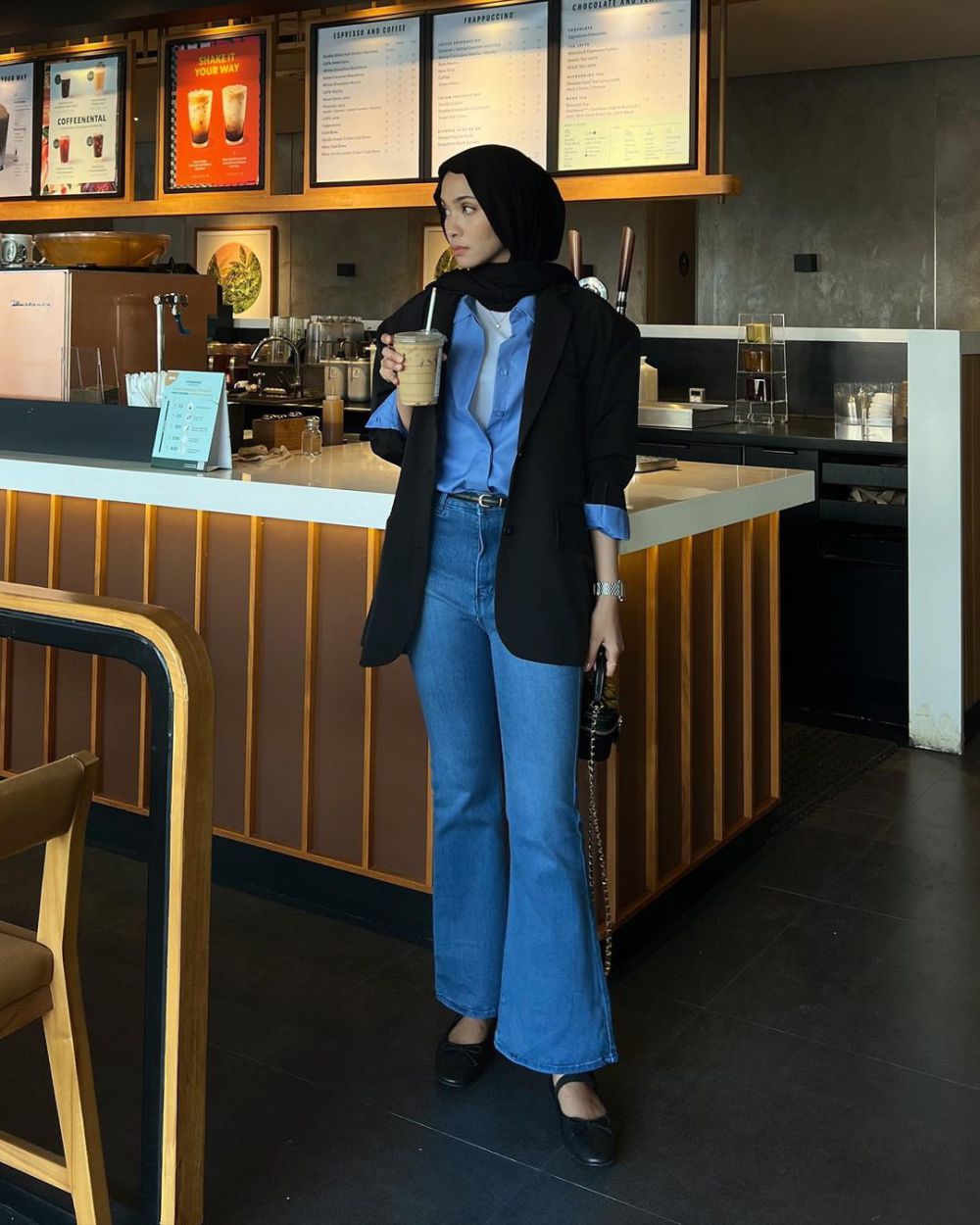 7 Outfit Denim ala Selebgram Fita Wulansari, Kekinian dan Stylish!