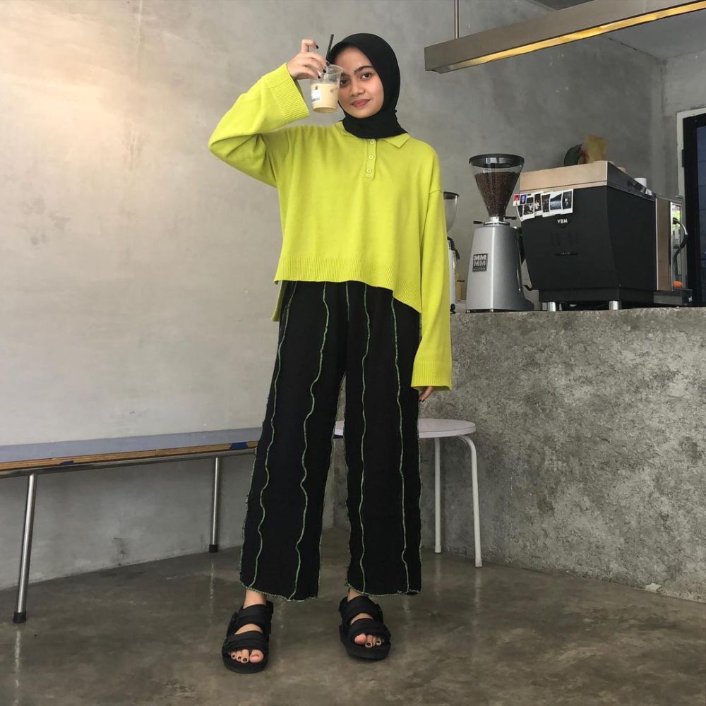 9 Ide OOTD Cewek Kue ala Maryam Nurul, Colorful!