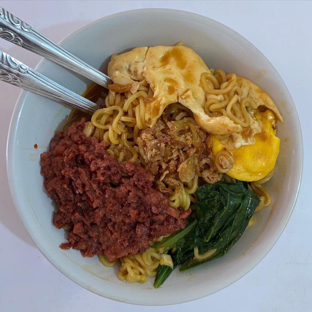 6 Rekomendasi Warmindo di Malang, Kuliner Musim Hujan