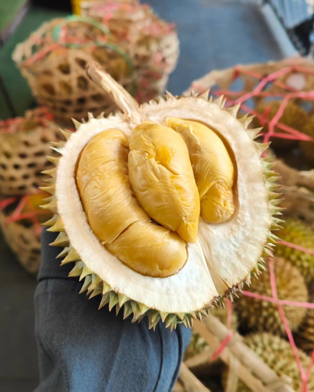 Lagi Musim, Ini Rekomendasi 5 Tempat Makan Durian di Malang