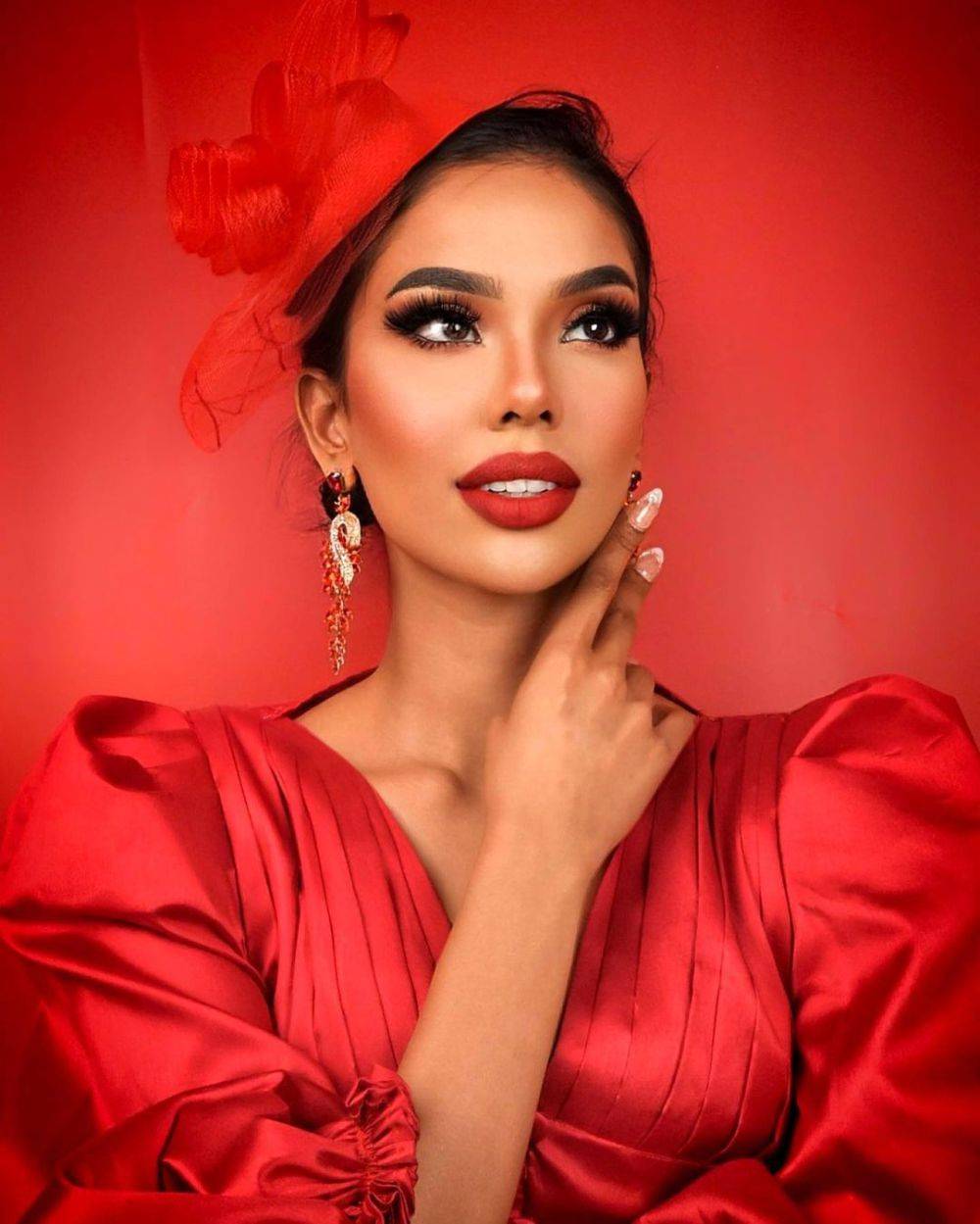 7 Potret Taanusiya Chetty Miss Global Malaysia 2023