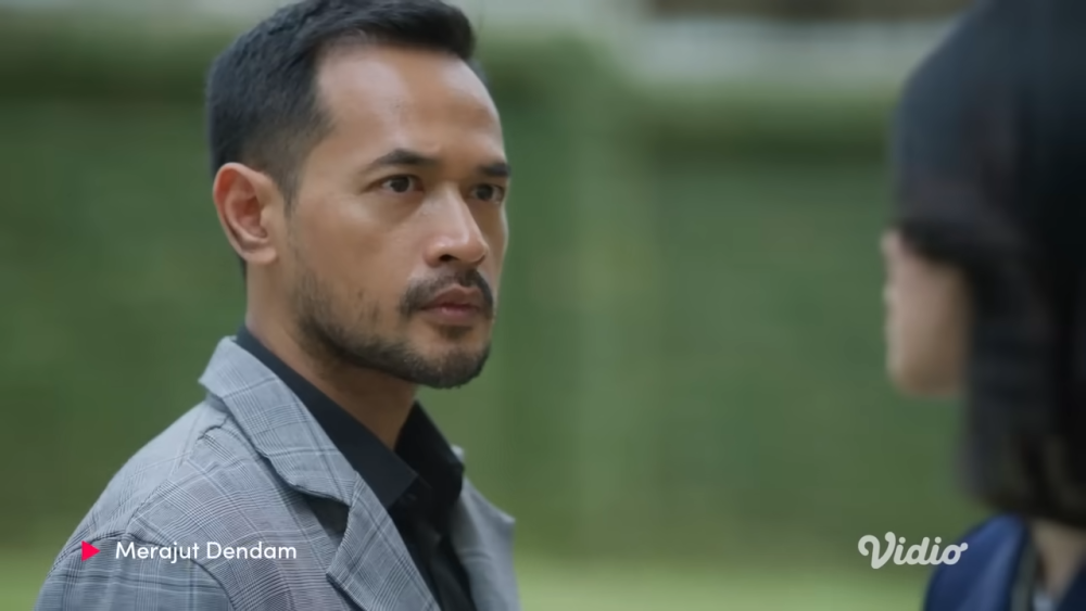 10 Artis Berperan jadi Politikus di Film dan Series Indonesia