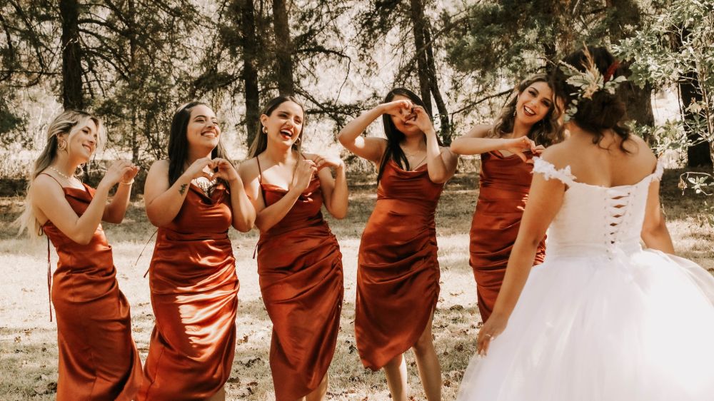 8 Tips Memilih Bridesmaid untuk Hari Pernikahan, Jangan Asal