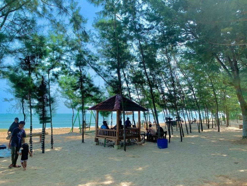 Pantai Panduri Tuban