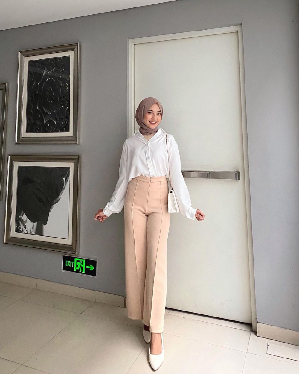 7 OOTD Hijab Earth Tone Color ala Faradithya Putri Lakcyta, Stylish!