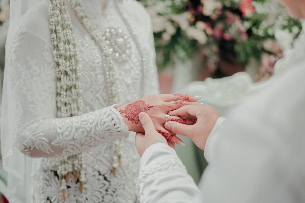 Мусульманский замуж. Исламская свадьба. Мусульманский брак. Бракосочетание в мусульманской семье в доме невесты. Замуж за мусульманина истории из жизни.