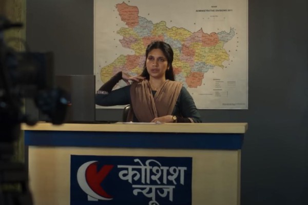 7 Profesi Bhumi Pednekar Dalam Film India Ada Jurnalis 