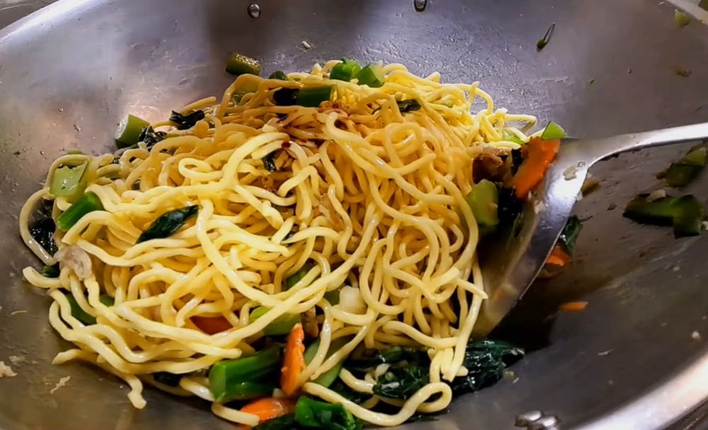 Resep Bakmi Goreng Hongkong, Masaknya Sederhana, Rasanya Istimewa