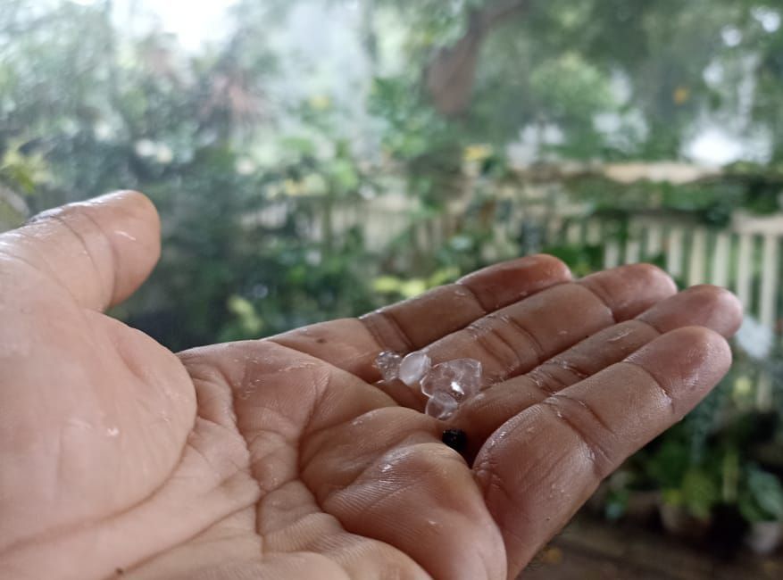 Wilayah Malang Dihantam Hujan Es