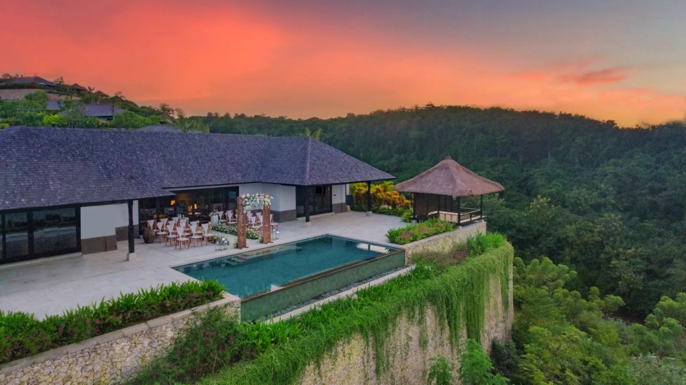 Review Resort Mewah Tempat Menginap Nayeon TWICE di Bali
