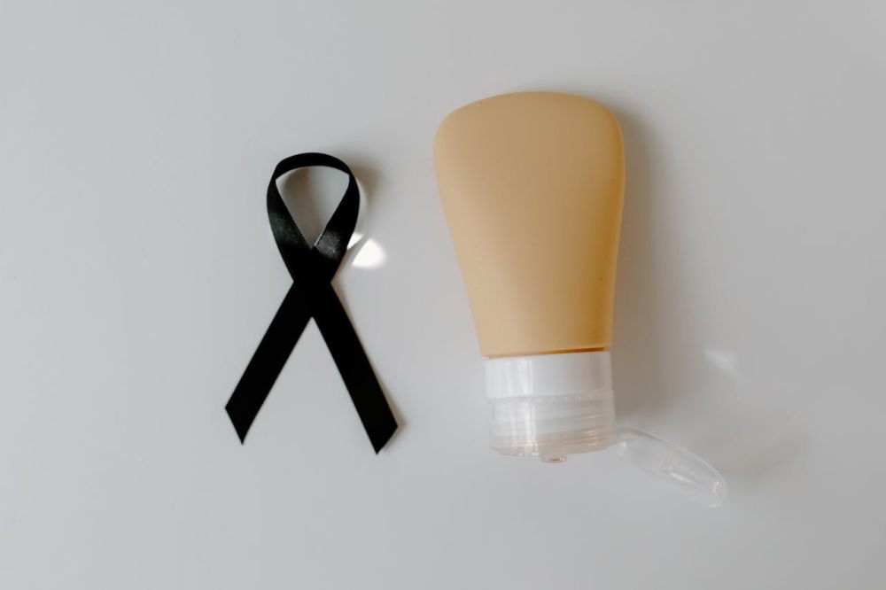 5 Tips Memilih Sunscreen Cowok Berjerawat, Biar Gak Meradang