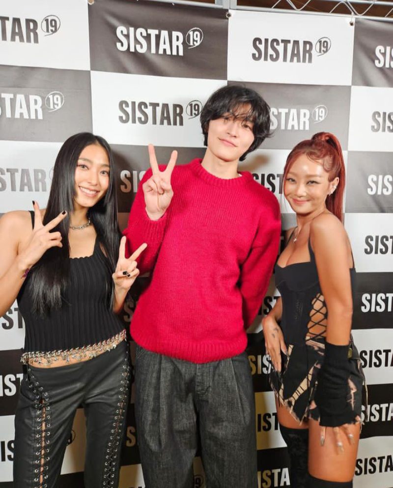 Artis Korea yang Hadir di SISTAR19 Comeback Listening Party