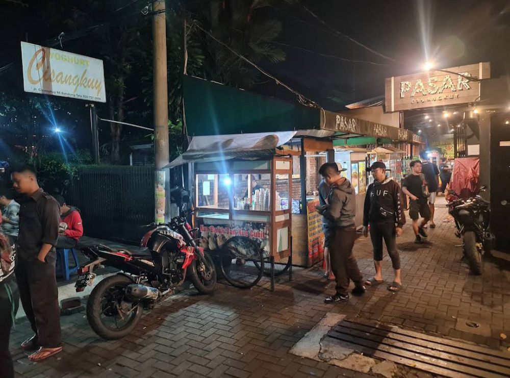 5 Tempat Street Food di Bandung yang Wajib Masuk List Kulinermu