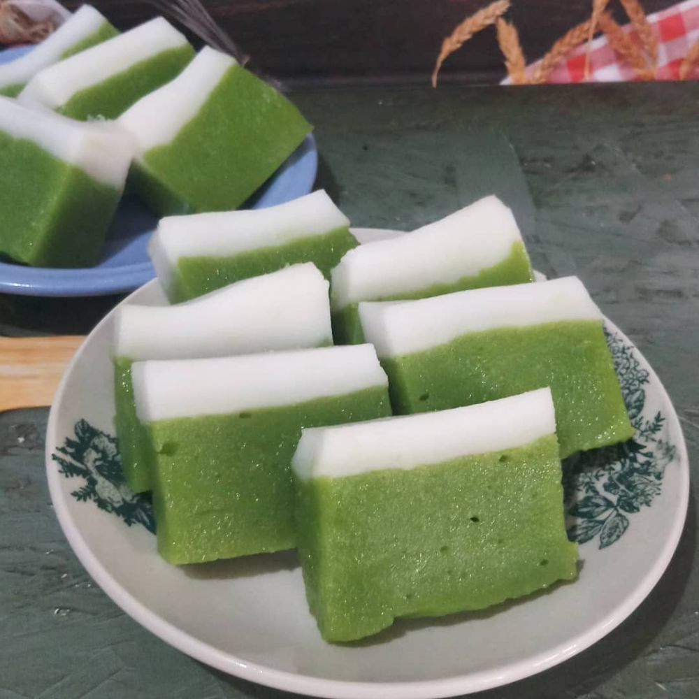 6 Kue Tradisional Berwarna Hijau untuk Camilan saat Imlek