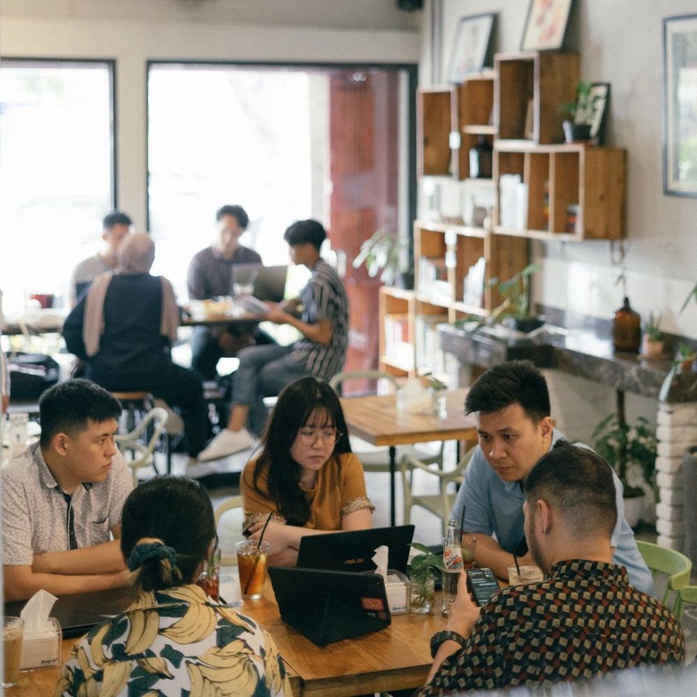 5 Rekomendasi Kafe di Surabaya Nyaman Buat Kerja