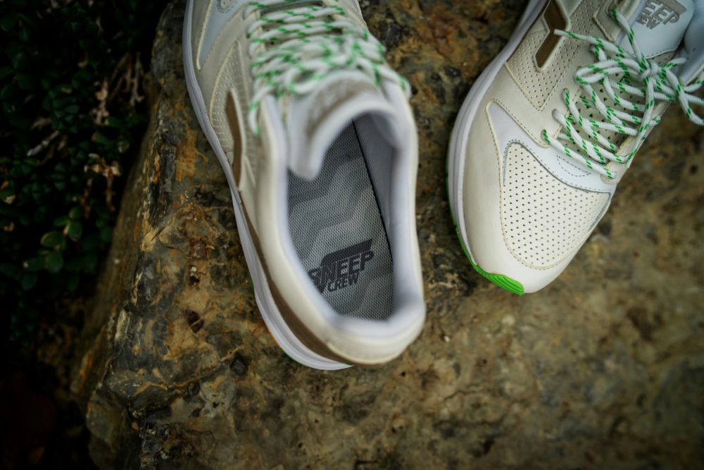 5 Tahap Mencuci Sneakers Biar Gak Bau