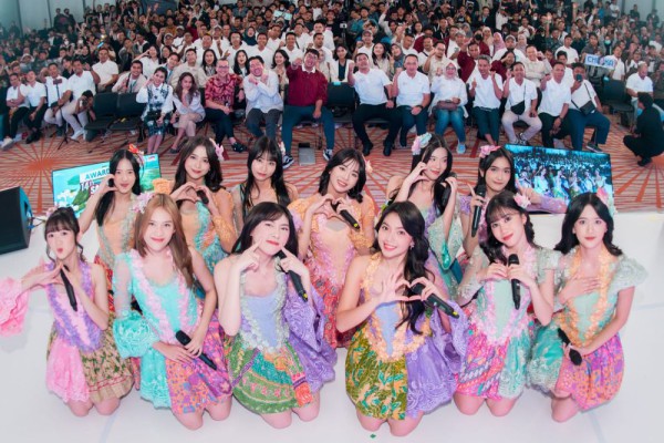 Member JKT48 yang Pernah Menjadi Center Team