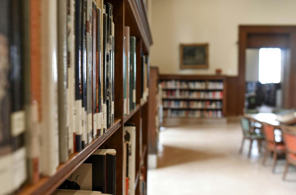 5 Alasan Mengapa Perpustakaan Bisa Membantumu Keluar dari Kesepian  
