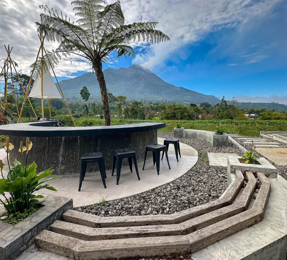 9 Info Deselokaton, Kafe di Boyolali View Merapi Merbabu