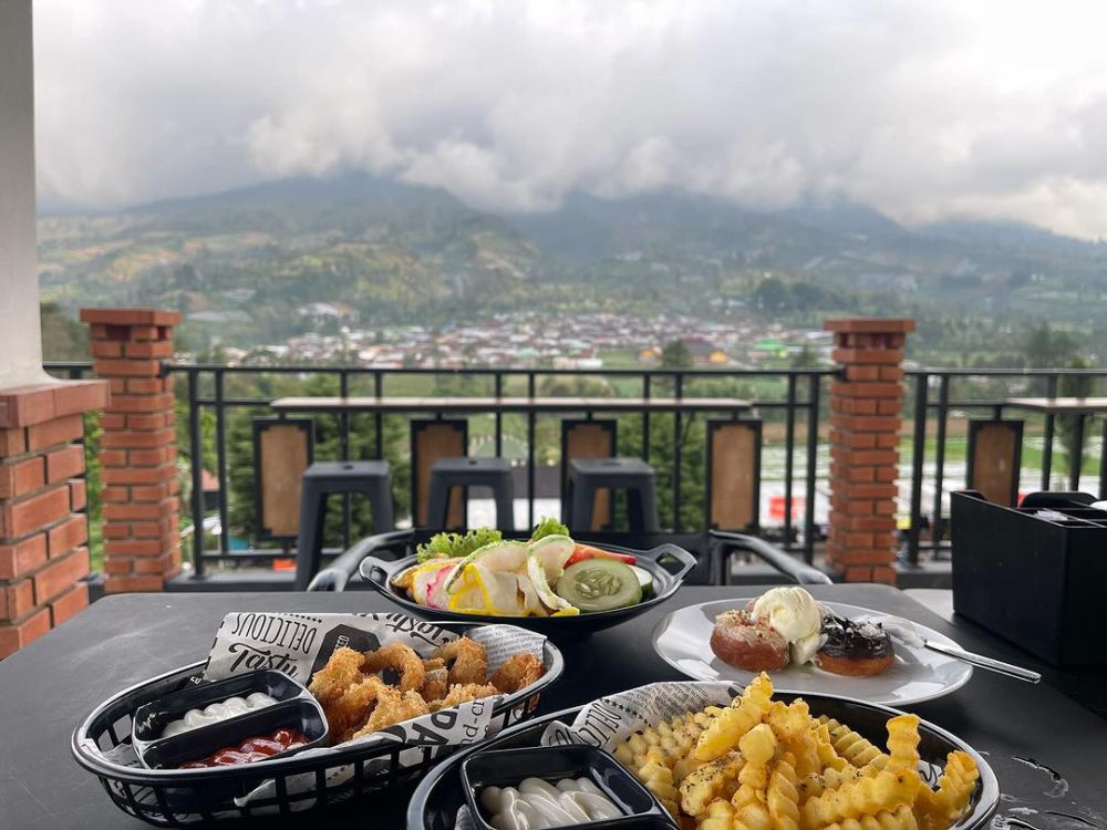 10 Info Smara Terrace Cafe di Temanggung, Kafe dengan View Gunung