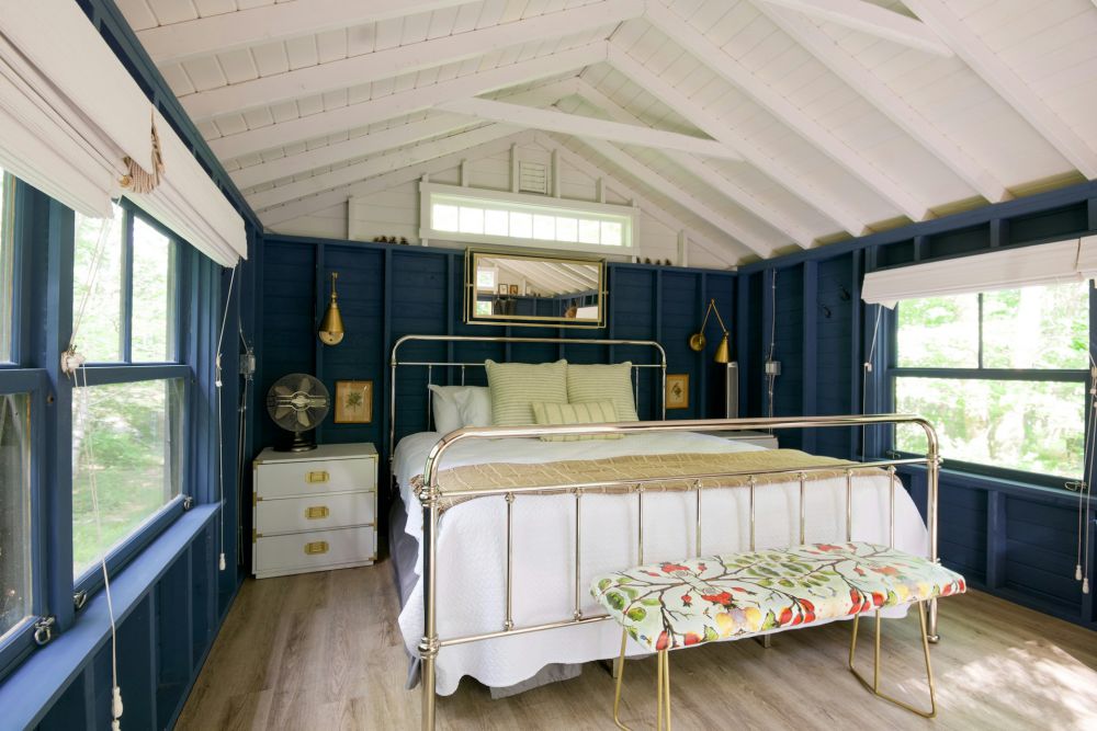 8 Inspirasi Penggunaan Bench di Kamar Tidur, Tingkatkan Nilai Estetika