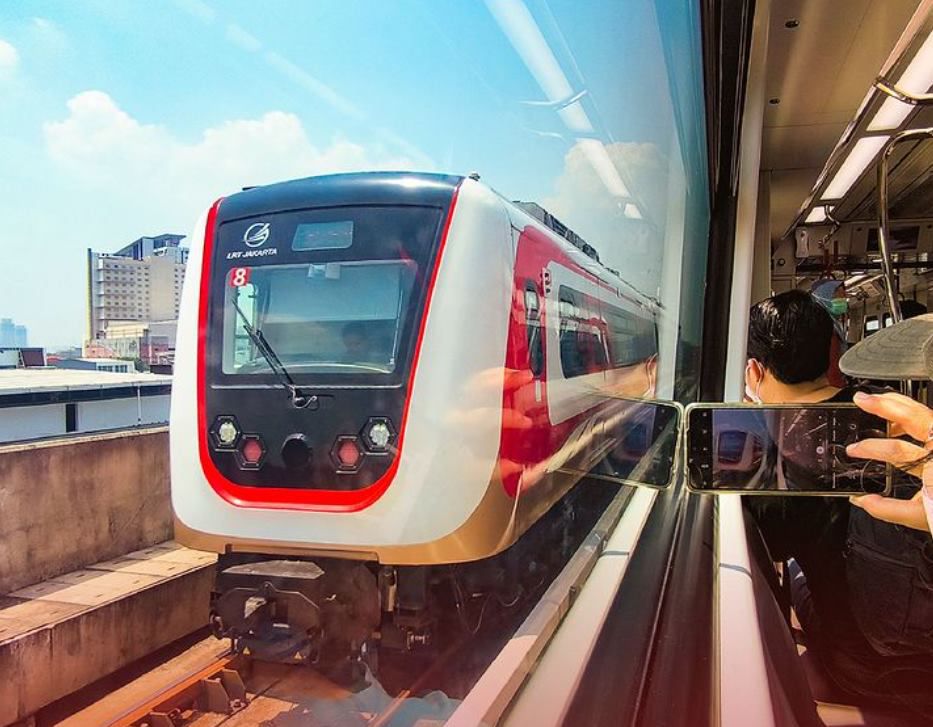 LRT Palembang Tambah Satu Rangkaian untuk Momen Lebaran 2024
