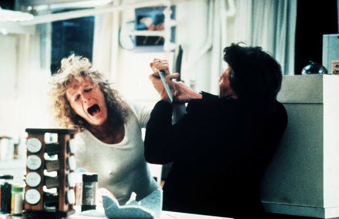 9 Film Horor Thriller tentang Fotografer, Peeping Tom hingga Maniac!