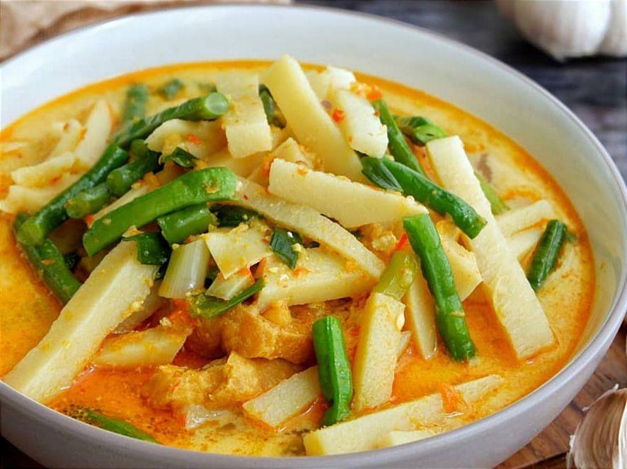 3 Resep Sayur Rebung Santan, Lauk Nikmat untuk Makan Siang