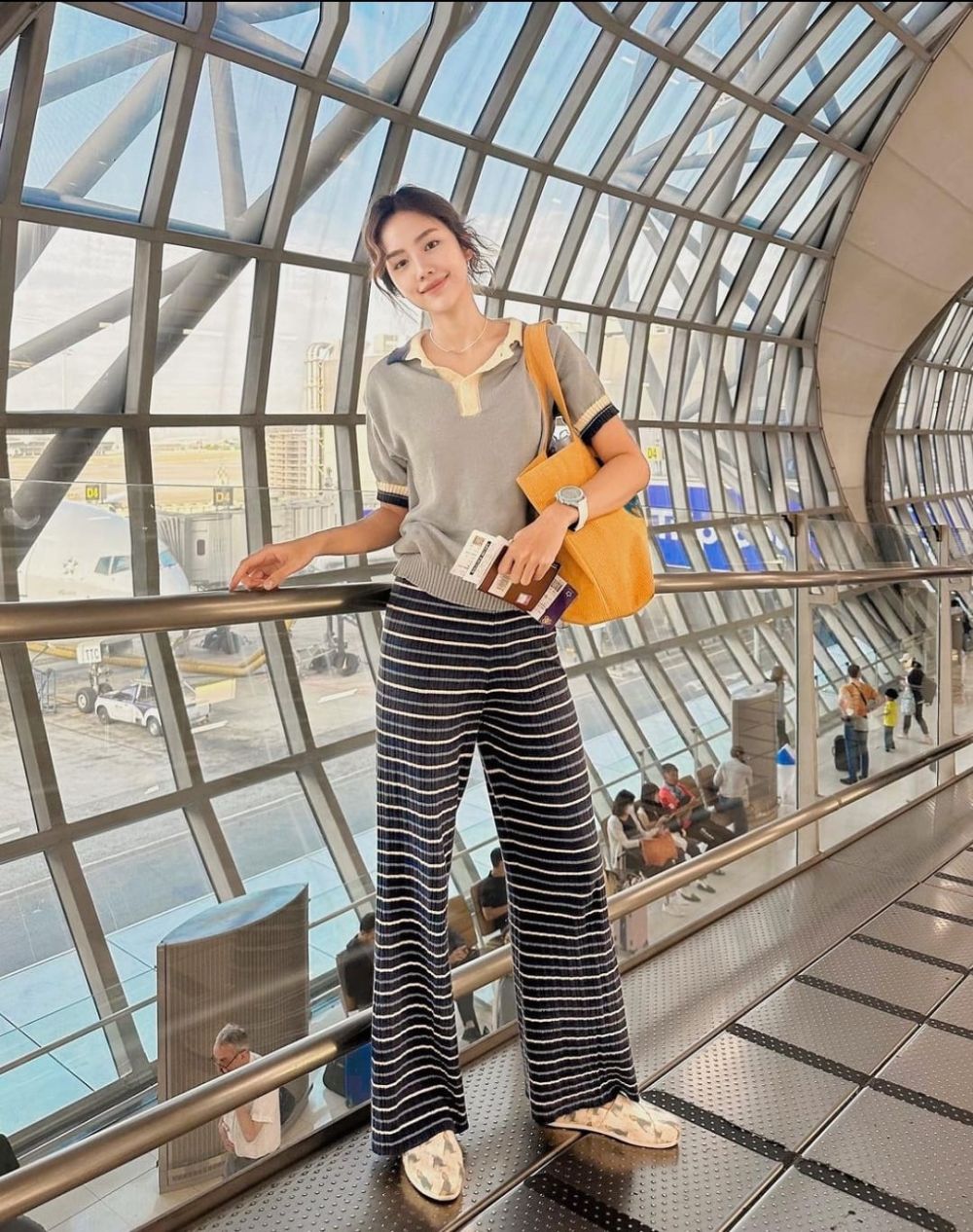 7 Airport Fashion Archita Siri, Ada One Set sampai Setelan Kece