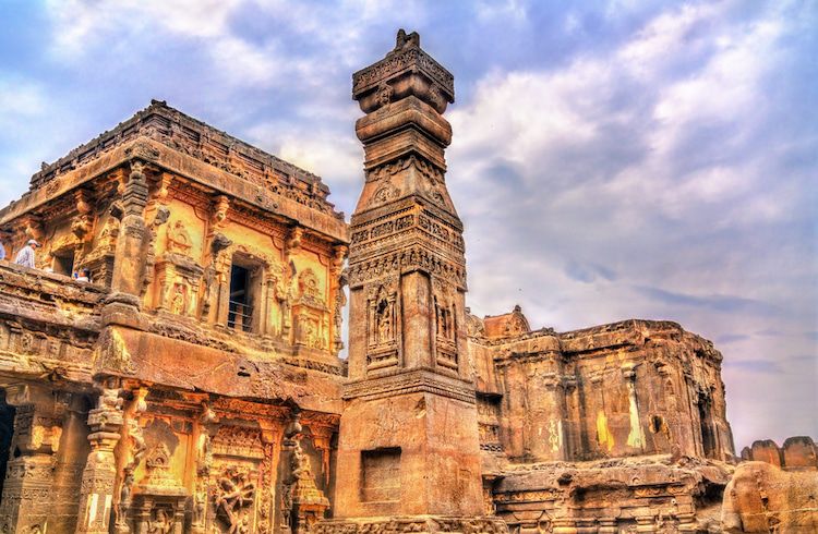5 Fakta Menarik Kuil Kailasa, Keajaiban Arsitektur India Kuno