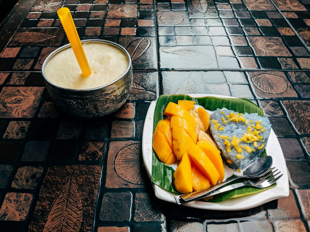 5 Makanan Menggugah Selera yang Wajib Dicoba Saat ke Thailand