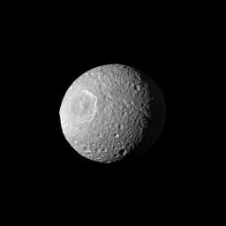 6 Fakta Unik Mimas, Bulan Saturnus yang Mirip Death Star 
