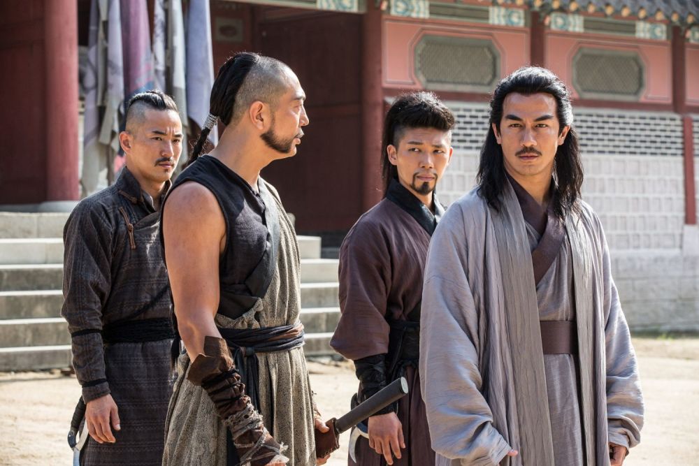 7 Film dan Series yang Dibintangi Joe Taslim, Terbaru Warrior!