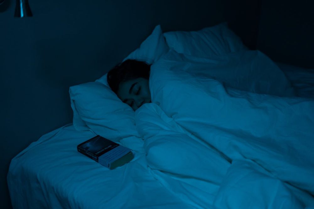 Apakah Kita Benar-Benar Perlu Tidur 8 Jam Setiap Malam?